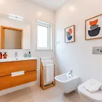 Adega Luxury By Algarve Golden * Лагуш